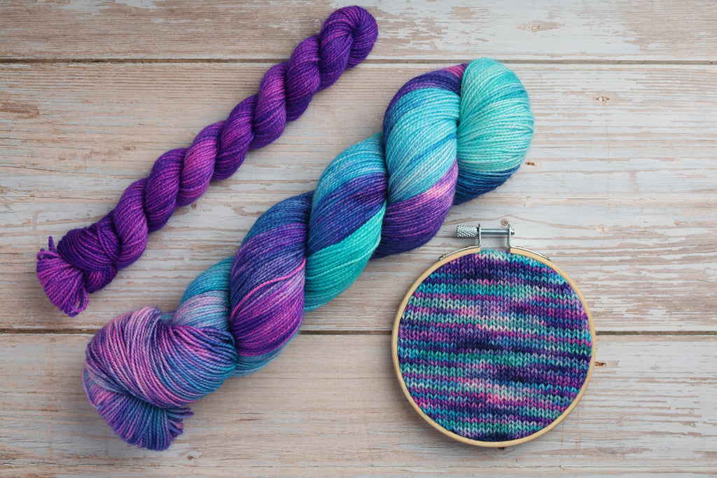 Sparkling Violetear Hummingbird | Kobold Sock Set